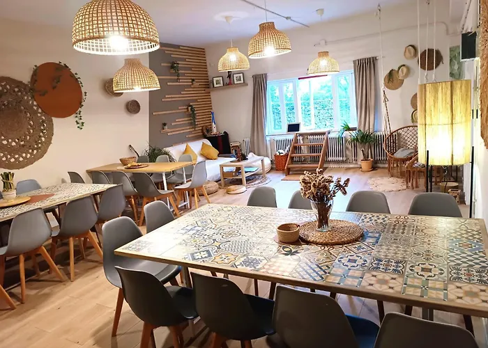 Nómada Hostel - Surf&pilgrim House San Vicente De La Barquera