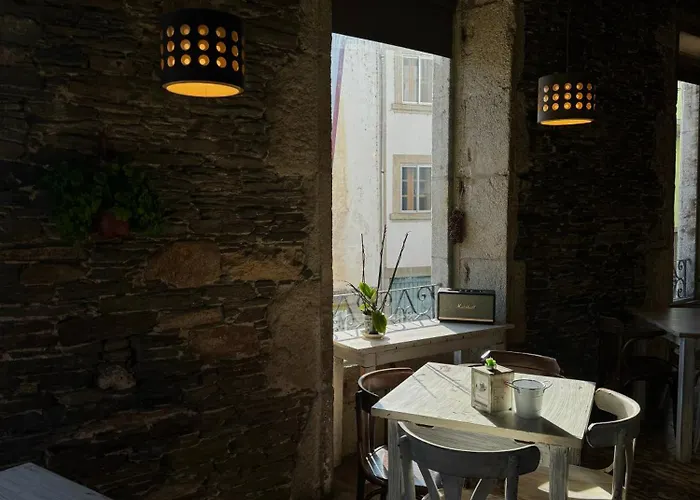 Albergue Roots And Boots Lugo