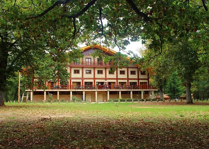 Albergue Juvenil Espinosa de los Monteros