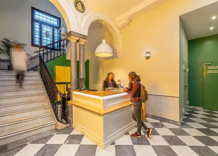 Oasis Mochileros' Hostal Palace Sevilla