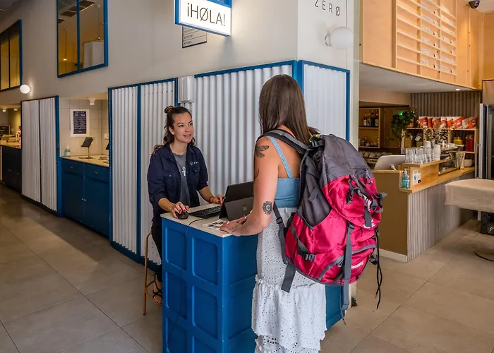 Amistat Beach Hostel Barcelona