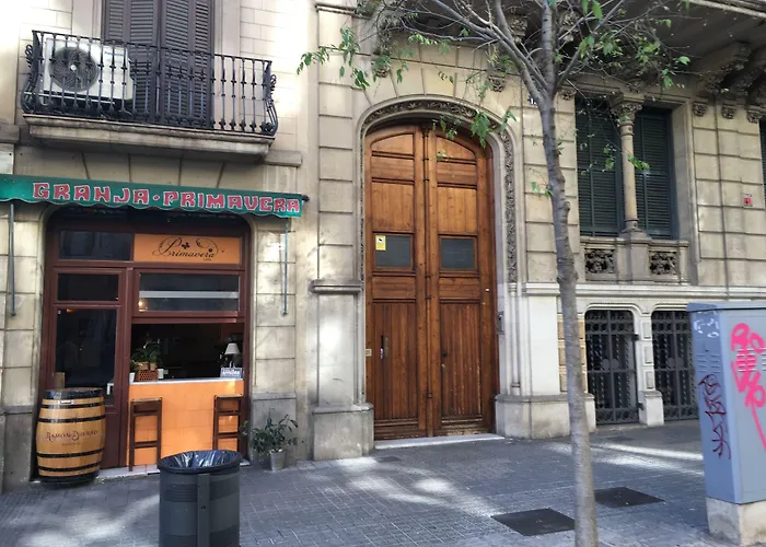 Coimpact Coliving - Hostel Barcelona