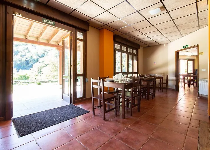 Albergue Los Avellanos - Hostel Piloña