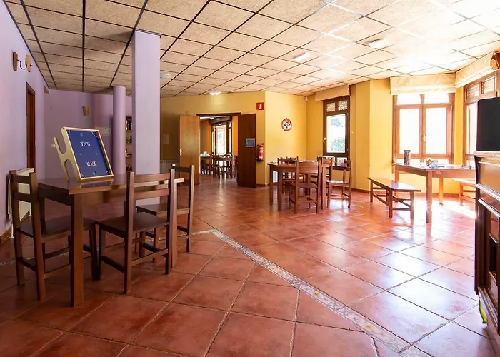 Albergue Los Avellanos - Hostel Piloña