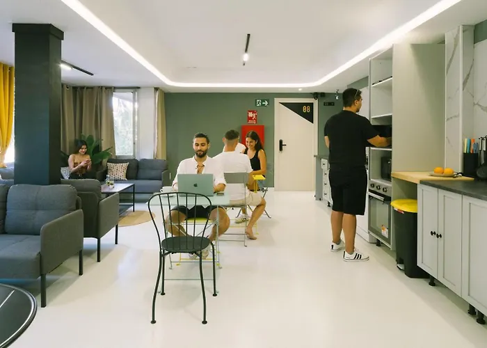 U-Nit Hostel Central Park Valencia