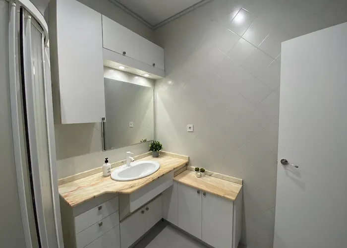 Santa Engracia Street, Private rooms Madrid