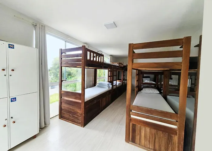 Foresthouse Beach Hostel Florianópolis