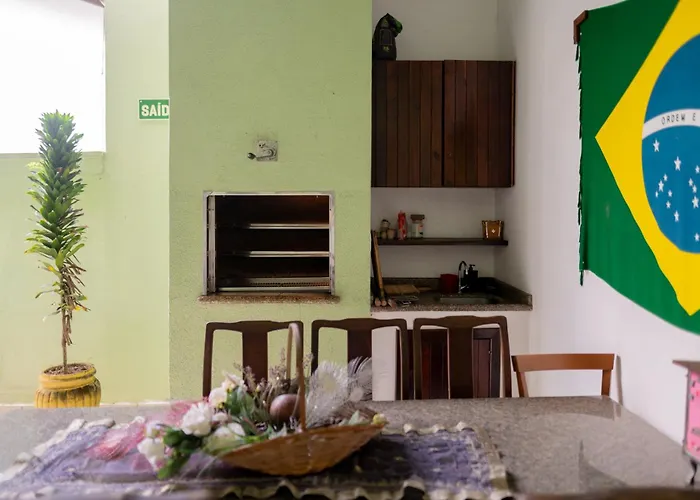 American Hostel E Pousada Joinville