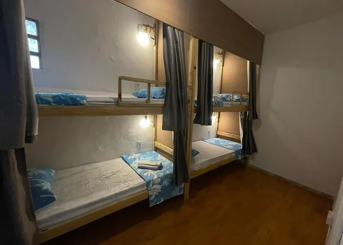 Sequência Surf Paradise HOSTEL E POUSADA Aracaju