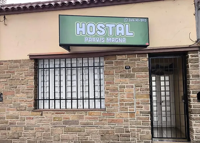 Parvis Magna Hostal Mendoza