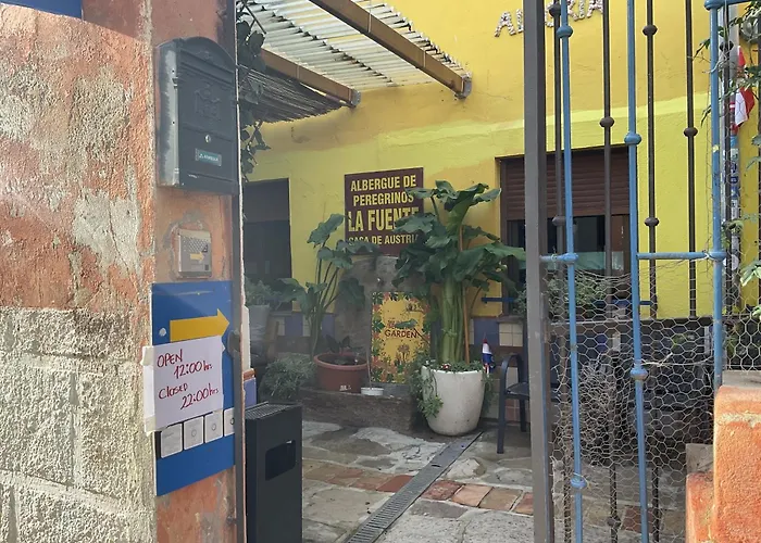 Albergue La Fuente Casa de Austria , SOLO PEREGRINOS Los Arcos