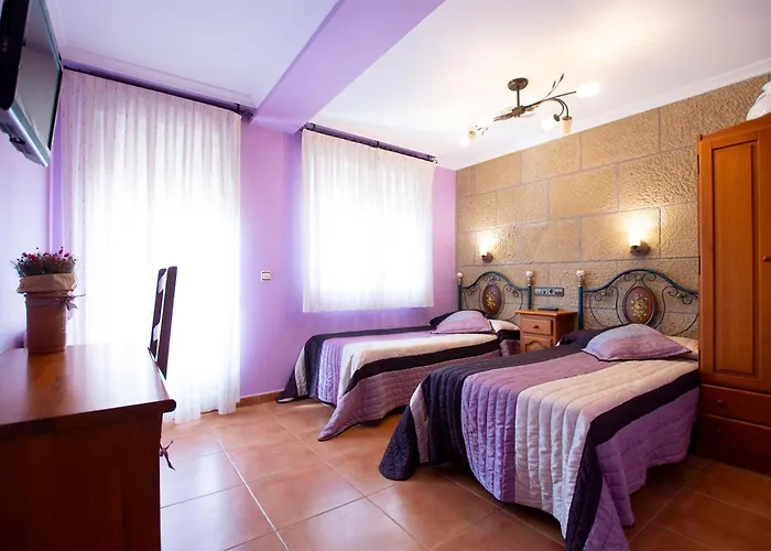 ALBERGUE EL CANTARO - Solo Peregrino con Credencial Navarrete
