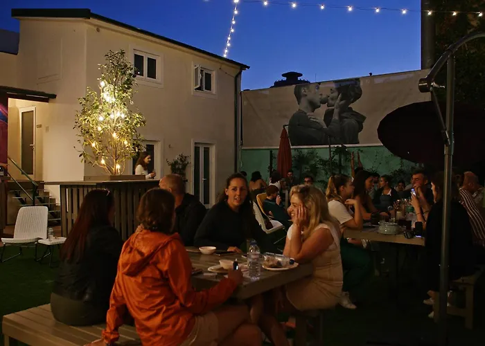 Rosalma Hostel OOporto