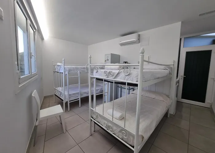 Albergue EL CASTILLO Sarria