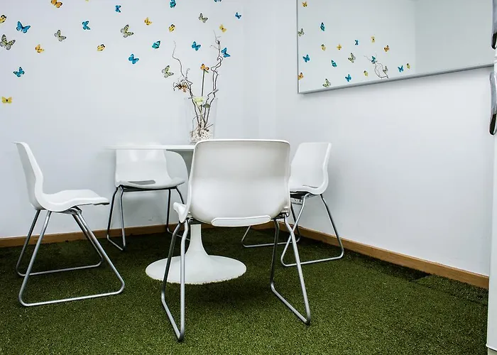 Cool & Chic Hostel L'Hospitalet de Llobregat