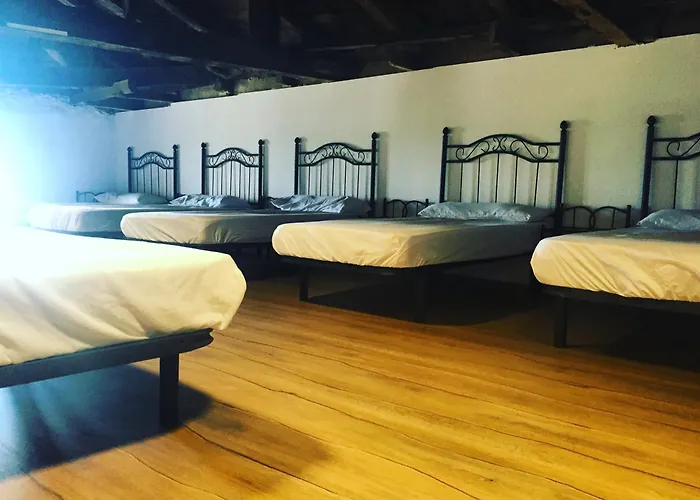 Albergue Rosalia / Pilgrim Hostel Castrojeriz