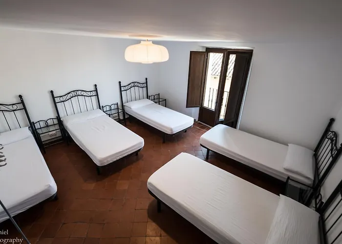 Albergue Rosalia / Pilgrim Hostel Castrojeriz